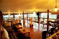 Davinci Gorilla Lodge