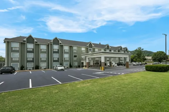 SureStay Plus Hotel by Best Western Sevierville