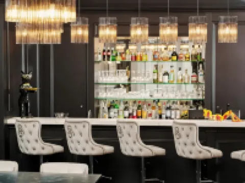 Logis Hotel le Parc Hotels in Moulins