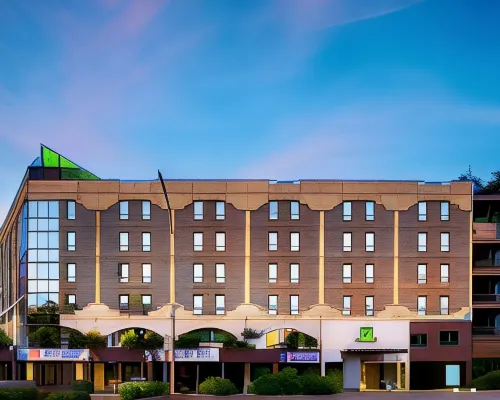 ฮอลิเดย์ อินน์ ลียง ไวซ์ บาย IHG โรงแรมในจังหวัดโรน
