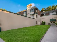 SureStay Plus Hotel by Best Western Reno Airport Hotels near Meadowood Mall