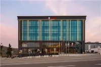 Ramada Encore by Wyndham Istanbul Arnavutkoy - Mountain view