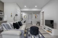 Gorgeous 2 Bedroom 1 Bathroom Guest Suite - Holiday bungalows