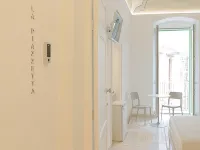 [Relais La Muraglia] La Piazzetta - Luxury Central Hotels in Molfetta