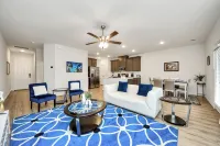 Stylish 3 Bedroom Oasis Near Katy Mills - 4-Star