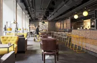 스칸딕 클라라 - 주차장