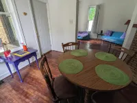 Funky, Fido-friendly flat near downtown Ishpeming. Hotels in Ishpeming