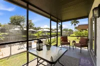 Caloosahatchee Hideaway I, Waterfront Farmhouse Escape, Near Babcock Ranch