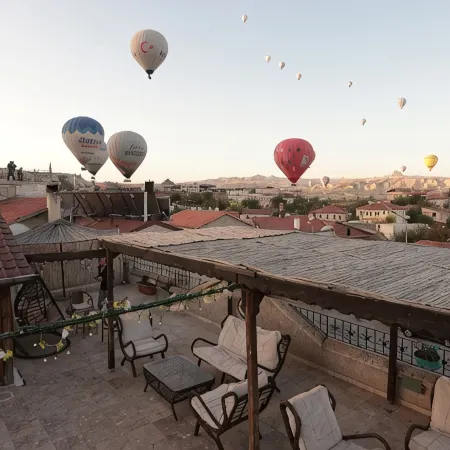 Rose Valley Hotel