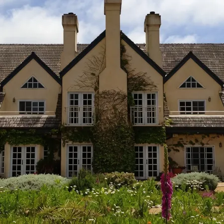 Seal Cove Inn