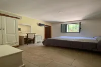 โรงแรมฟรีเดริโกที่สอง โรงแรมใกล้โรงพยาบาลโมนัลดิ