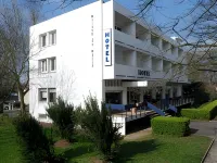 Hôtel les Gens de Mer la Rochelle - parcheggio