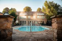 Feversham Arms Hotel & Verbena Spa - С бассейном