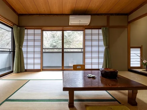 Taishakukyou Tourist Hotel Youkousou - parking