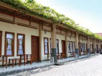Grand Cepu Hotel Hotels in Cepu