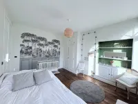 Magnificent mansion on wooded estate - Boutique
