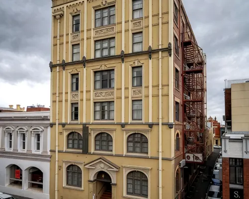Launceston Central Apartment Hotel Official Hotels near Quadrant Mall