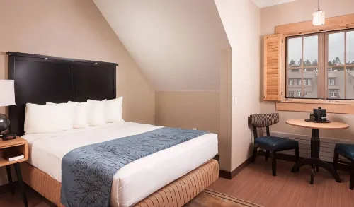 Canyon Lodge