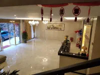 Jinrui Hotel