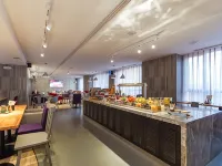 Campanile Suzhou Industrial Park Dushu Lake Hotel - بار
