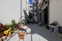 Huiya Inn