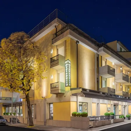 Hotel Montebello