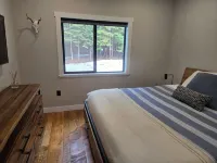 Beautiful Coeur d'Alene River  Waterfront Cabin - 4-Star