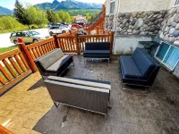 7BD | Family & Friends |  360 Views ! | A/C |Sauna Hotels in Fernie