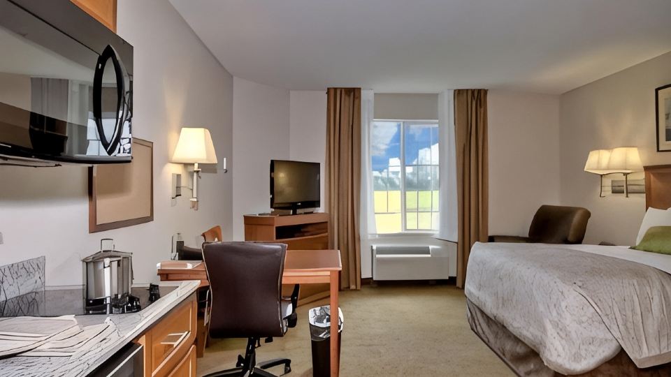 Candlewood Suites BURLINGTON by IHG
