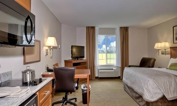 Candlewood Suites Burlington by IHG