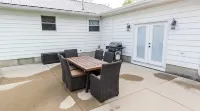 Family House: Pool, Games & Boat Parking - Wi-Fi