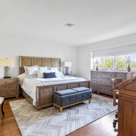 Ocean Beach 4Bed 2.5Baths Luxury Kitchen Spacious Decks Swim Spa Outdoor Shower