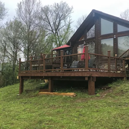 Secluded and remote cabin on the White River