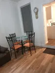 Cosy Flat for small family or working professionals.