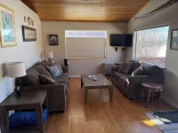 Bear Canyon Cottages - Bird House - บ้านพักหลังเล็ก