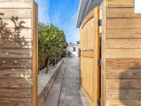 Recently Updated Private Studio w/ Separate Entrance Near Lake Chabot Hotels in Castro Valley