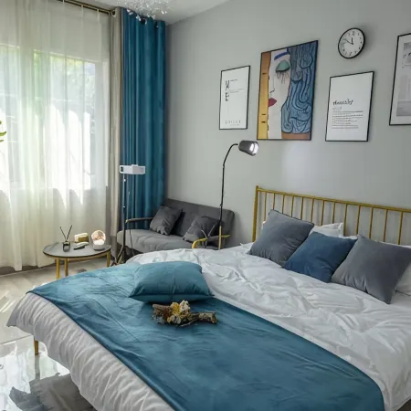 Shanqiu Homestay (Shifang Night Market)