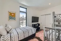 Riverfront Mountain Escape