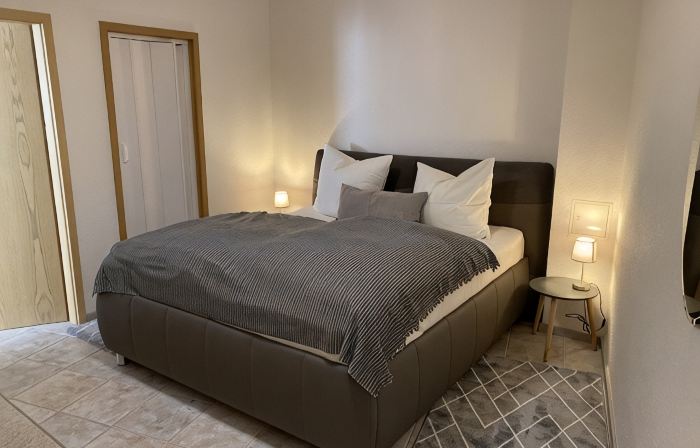 Directly at the spa gardens, barrier-free, quiet, newly renovated, 60 sqm
