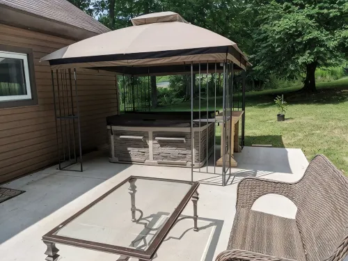 Cabin w/ Hot Tub on Small Pond - Chalets