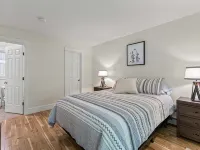 Sebago Breeze Lake House Hotels in Casco