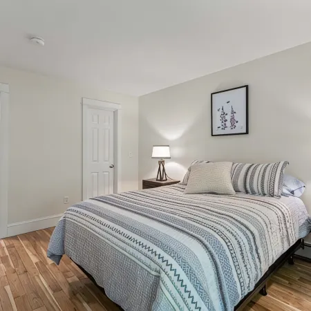 Sebago Breeze Lake House