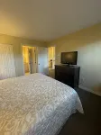 Ski In & Ski Out - Deluxe 1 Bedroom Condo Sleeps 5 - Wifi