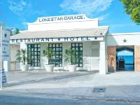 Beautiful West Coast villa, shared pool, Inc Fairmont Beachclub access for four. Hotels in Porters