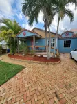 Charming 3 BD House Walk to Deerfield Beach Pier