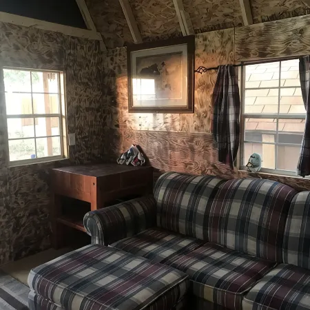 Hales Hideaway by the City of Rocks