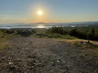 The Romantic LOVE NEST mountain Log Cabin w/ Lake view-5 minutes from the beach! - Alppimaja