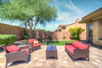 Beautiful 3 bedroom home in a private community in Estrella Mountain Ranch