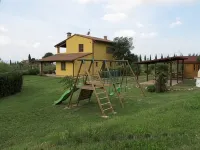 Villa with pool in Tuscany, close to San Gimignano and Volterra