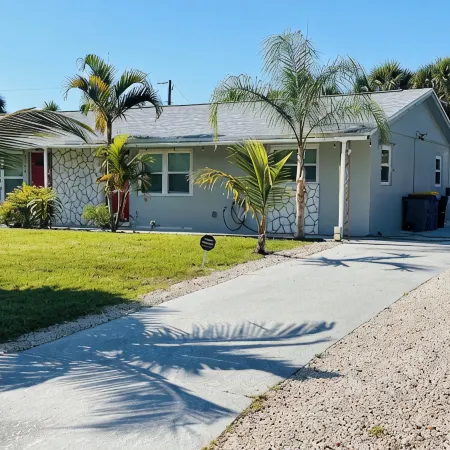 Jensen Beach Nautical Bliss Hideaway